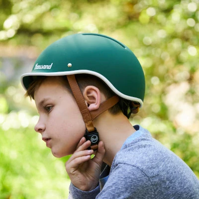 Casque Enfant Vert Thousand Jr Avec Autocollants – Image 5