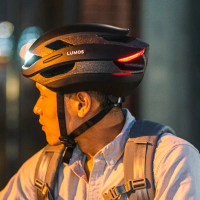 Casque Vélo Lumineux à Clignotants Ultra Lumos Noir – Image 5