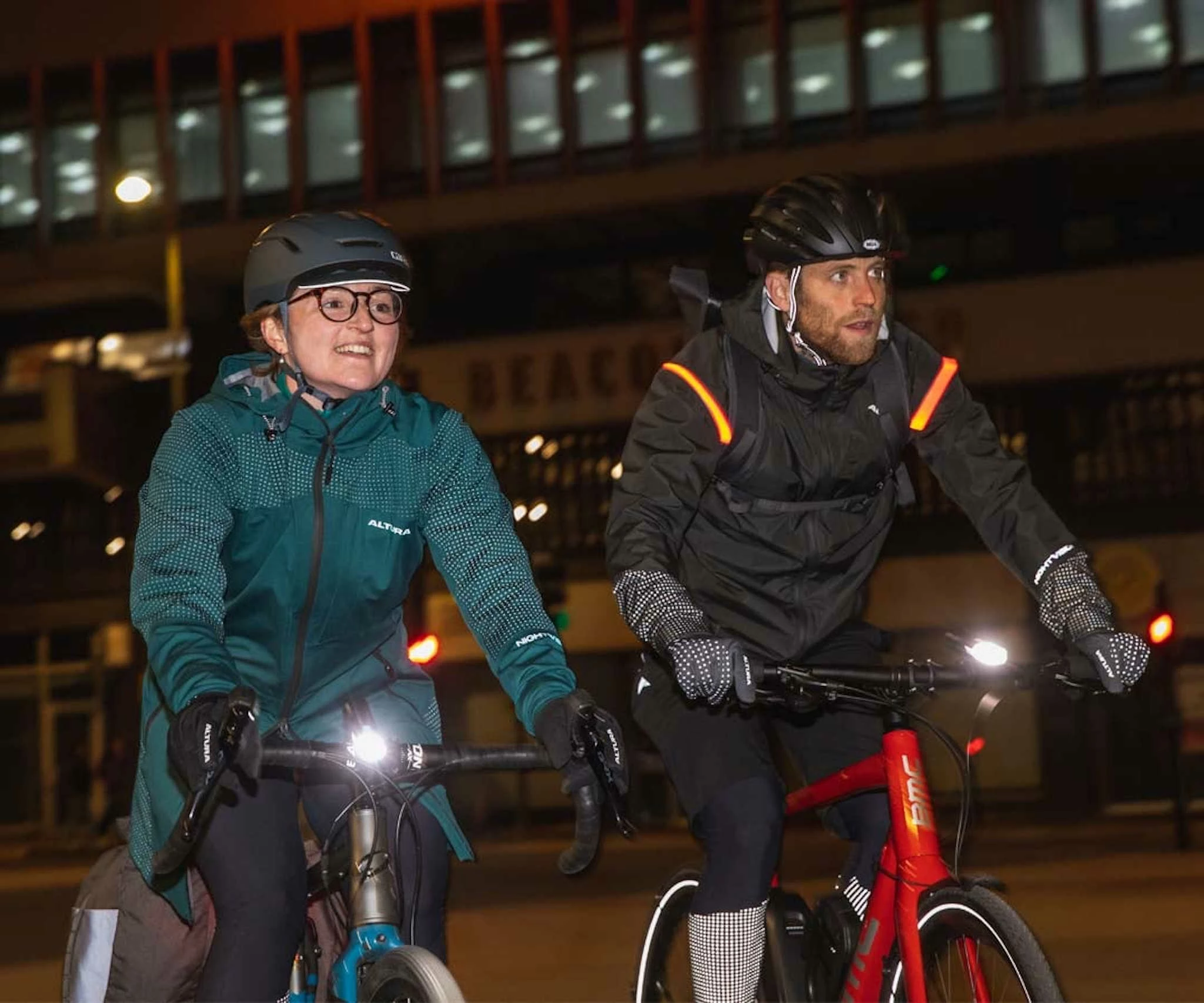 Veste Vélo Hommes Avec éclairage Intégré Nightvision Electron Altura – Image 2